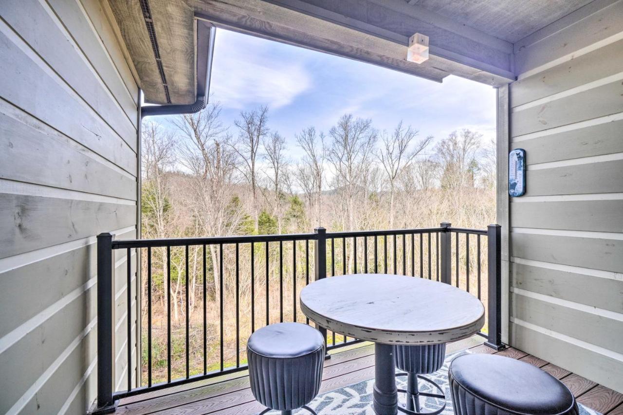 Chic Townsend Condo With Saltwater Pool! 외부 사진